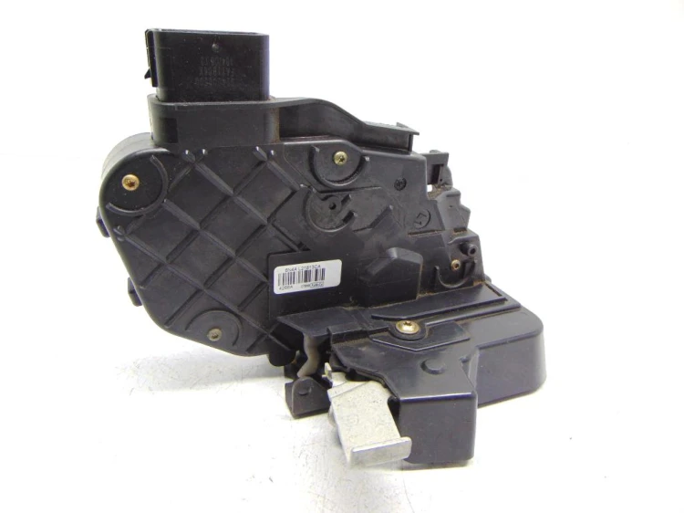ZAMEK DRZWI LEWY PRZÓD FORD FOCUS MK2 (2004-2011) 2.0 TDCI 6N4A-L21813-CA