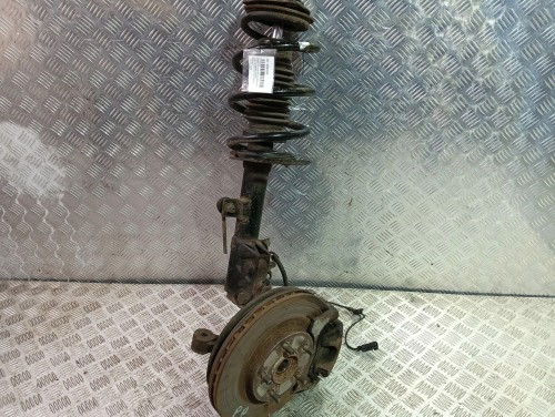 ZWROTNICA AMORTYZATOR PRAWY PRZÓD JEEP PATRIOT LIFT (2011-2017) 2.0 16V 156
