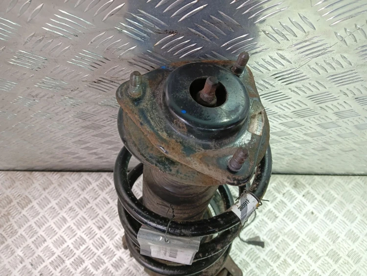 ZWROTNICA AMORTYZATOR PRAWY PRZÓD JEEP PATRIOT LIFT (2011-2017) 2.0 16V 156