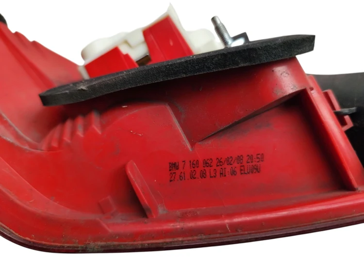 LAMPA PRAWY TYŁ BMW E91 (2005-2008) 2.0 143KM 716006226