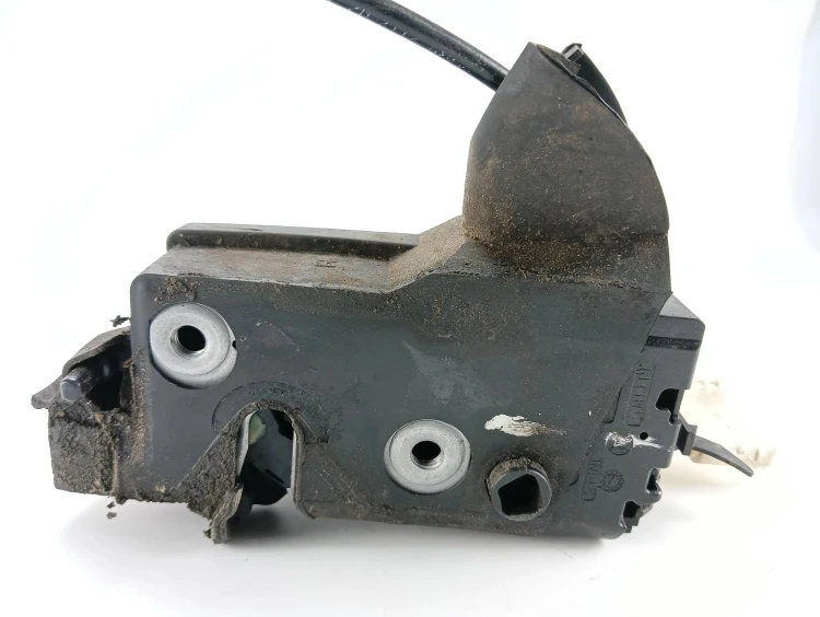ZAMEK DRZWI PRAWY TYŁ CITROEN C4 I LIFT (2008-2010) 1.4 16V 88KM 9686733580