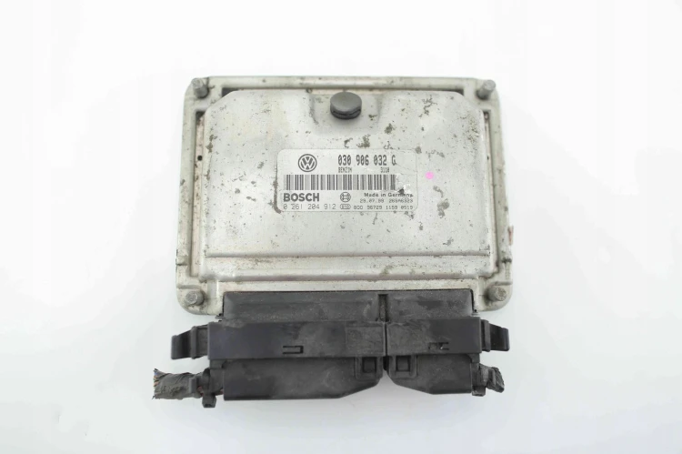 KOMPUTER STEROWNIK SILNIKA VOLKSWAGEN POLO III 6N 1.0 BEN 030906032G 026120