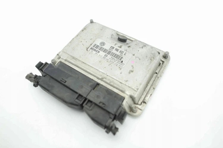 KOMPUTER STEROWNIK SILNIKA VOLKSWAGEN POLO III 6N 1.0 BEN 030906032G 026120