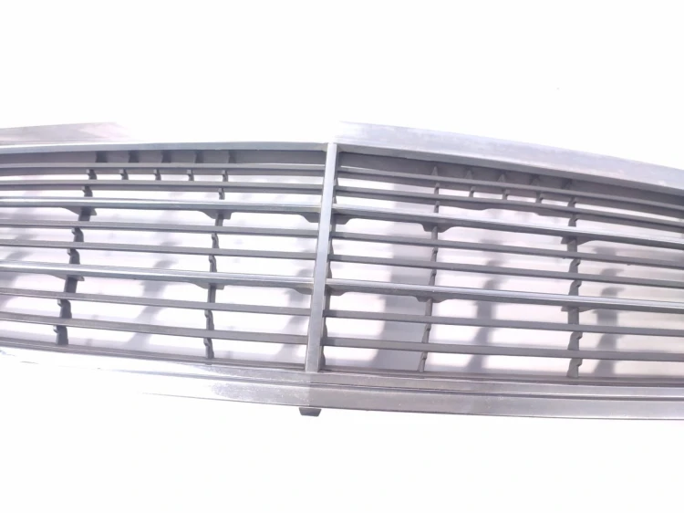 ATRAPA GRILL MERCEDES C W203 (2000-2003) 2.0 129KM