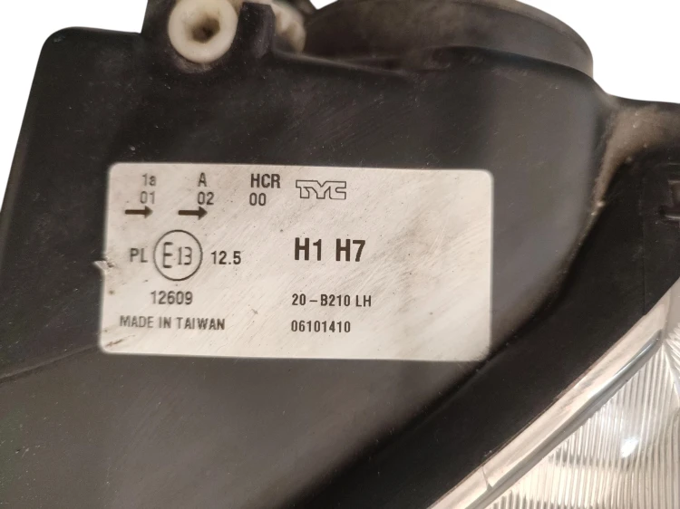 LAMPA LEWY PRZÓD SEAT TOLEDO III (2004-2009) 2.0 TDI 140KM 20-B210