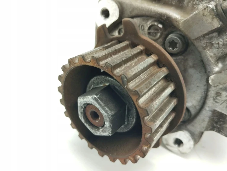 POMPA WTRYSKOWA FORD FIESTA MK7 (2008-2012) 1.4 TDCI 70KM 0445010539