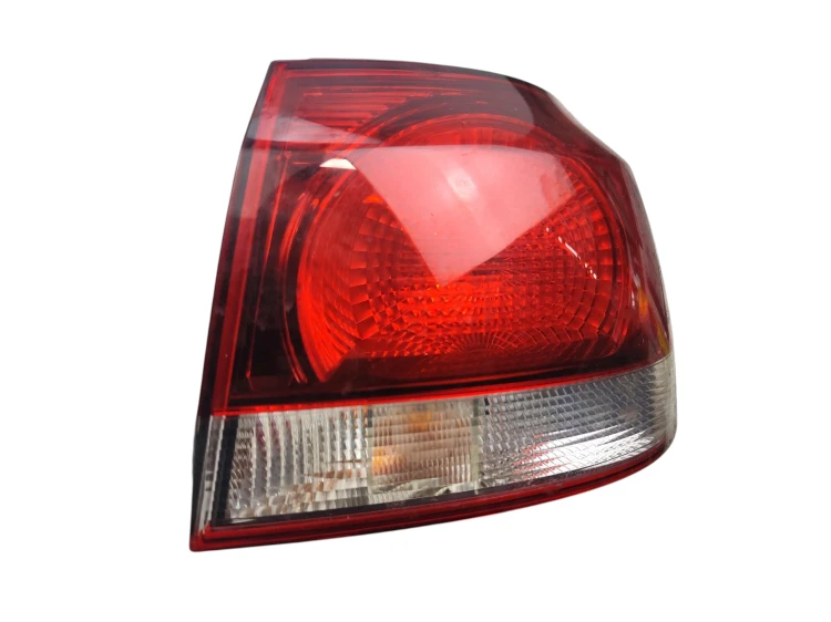 LAMPA PRAWY TYŁ VOLKSWAGEN GOLF VI (2008-2014) 2.0 TDI 140KM