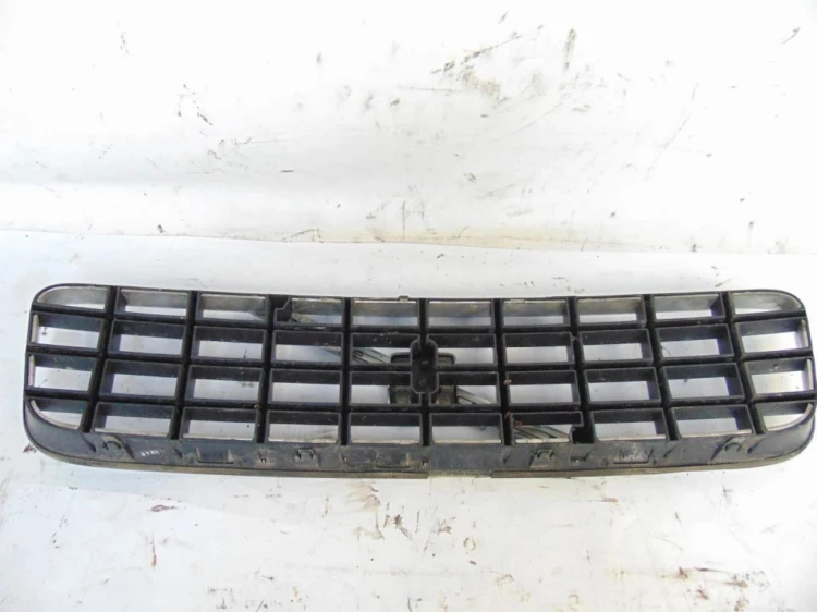 ATRAPA GRILL VOLVO XC90 I (2002-2006) 2.4 D5 163KM 8620641