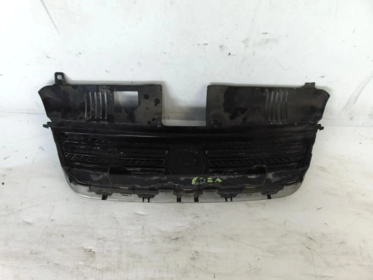 ATRAPA GRILL FIAT IDEA 1.4