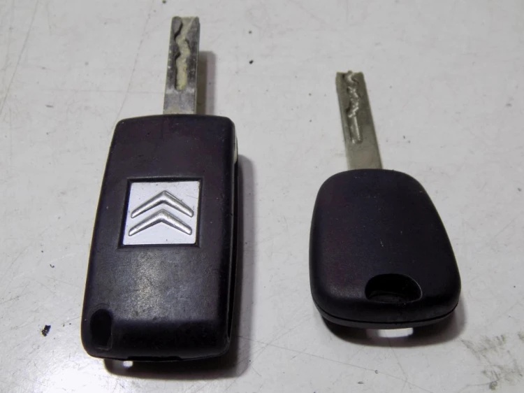 STACYJKA CITROEN C4 PICASSO (2006-2013)