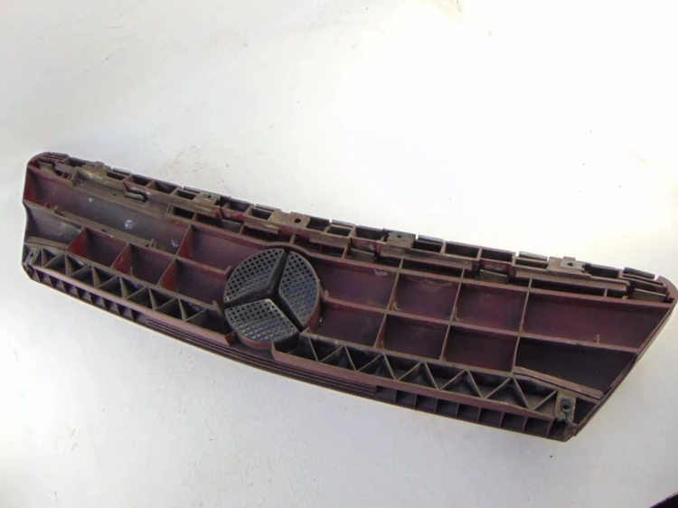 ATRAPA GRILL MERCEDES A- W168 1.7 cdi 1688800083