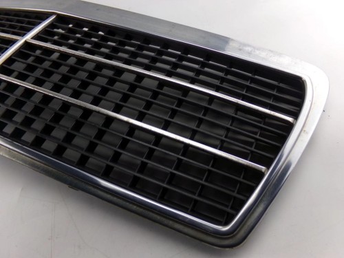 ATRAPA GRILL MERCEDES E W210 (1995-1999) 2.3 BENZ