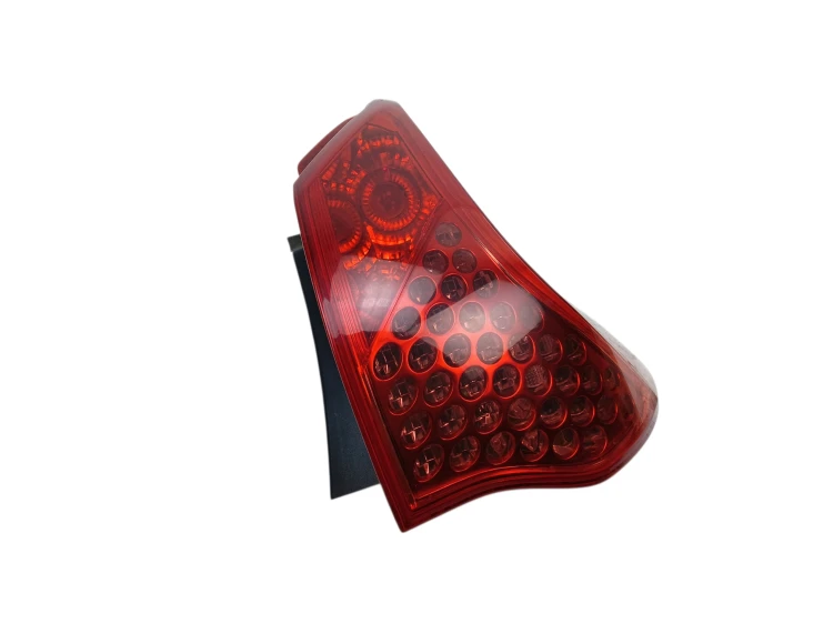 LAMPA PRAWY TYŁ PEUGEOT 3008 I (2009-2013) 1.6 e-HDI 112KM