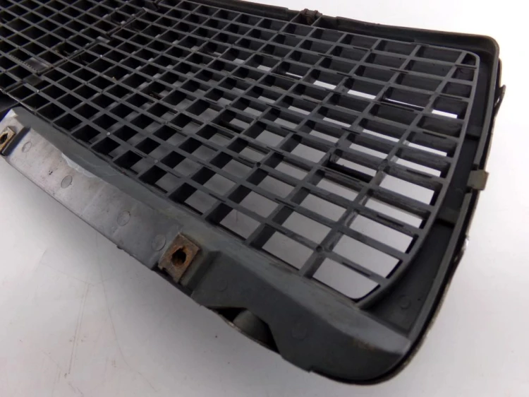 ATRAPA GRILL MERCEDES E W210 (1995-1999) 2.3 BENZ