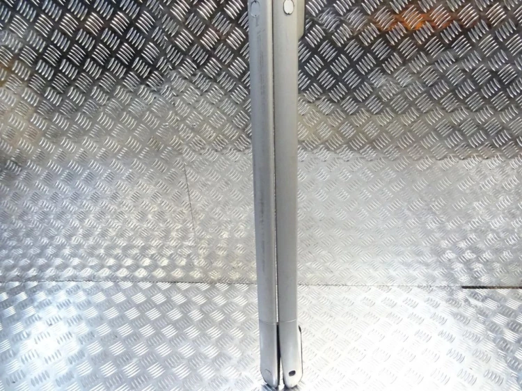 RELINGI DACHOWE RENAULT MEGANE II LIFT (2005-2008)