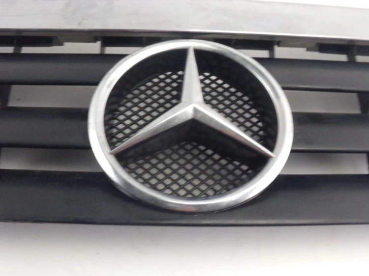 ATRAPA GRILL MERCEDES A- W168 1.7 cdi 1688800983