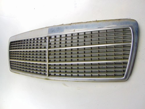 ATRAPA GRILL MERCEDES E W210 (1995-1999) 2.3 BENZ 2108880023