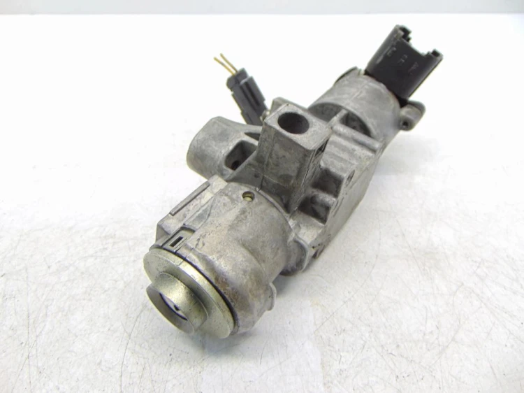 STACYJKA TOYOTA AVENSIS T25 2.0 D4D 45020-05-04