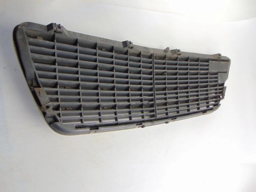 ATRAPA GRILL MERCEDES E W210 (1995-1999) 2.3 BENZ 2108800583