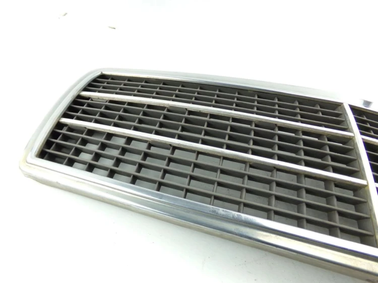 ATRAPA GRILL MERCEDES C W202 1.8 16V
