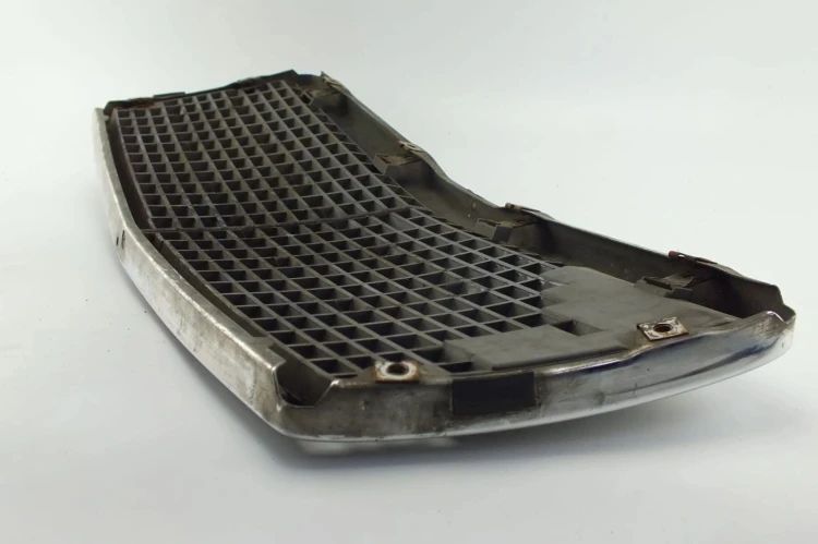 ATRAPA GRILL MERCEDES C W202 1.8 16V