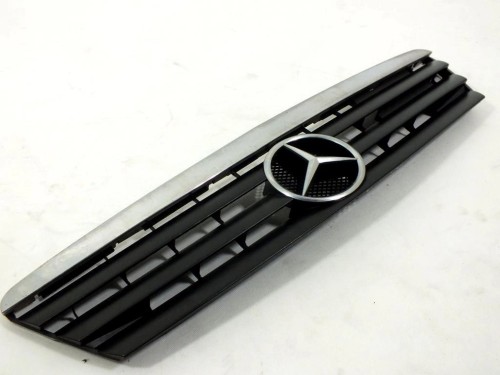 ATRAPA GRILL MERCEDES A W168 (1997-2005) 1.7 cdi