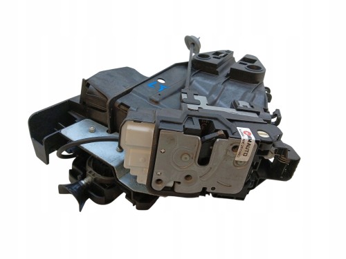 ZAMEK DRZWI LEWY TYŁ VOLVO V40 II LIFT (2016-2019) 2.0 T2 122KM 31276223