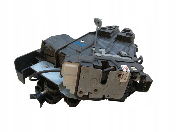 ZAMEK DRZWI LEWY TYŁ VOLVO V40 II LIFT (2016-2019) 2.0 T2 122KM 31276223