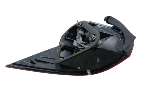 LAMPA PRAWY TYŁ VOLKSWAGEN GOLF VI (2008-2014) 1.6 TDI 105KM