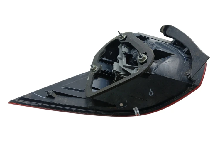 LAMPA PRAWY TYŁ VOLKSWAGEN GOLF VI (2008-2014) 1.6 TDI 105KM