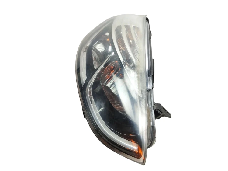 LAMPA PRAWY PRZÓD RENAULT CLIO IV (2012-2016) 1.2 16V 73KM