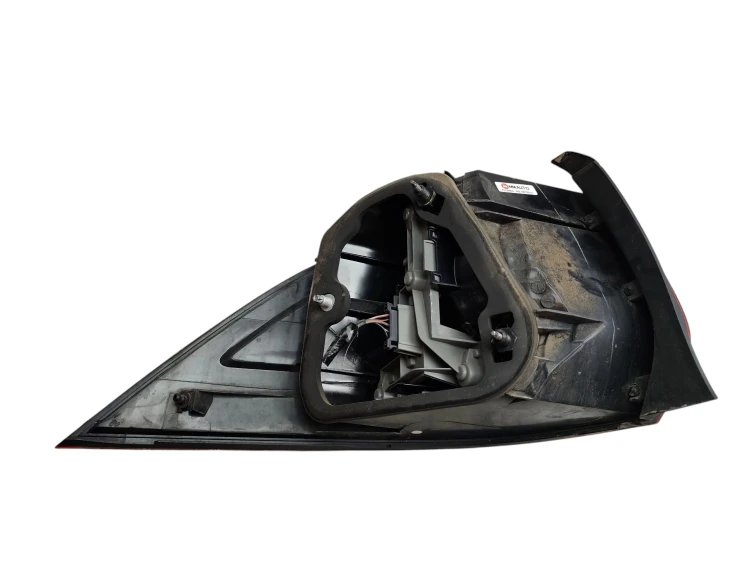 LAMPA PRAWY TYŁ VOLKSWAGEN GOLF VI (2008-2014) 1.6 TDI 105KM 1K9945096E