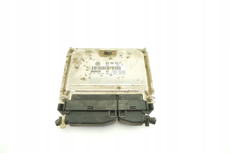 KOMPUTER STEROWNIK SILNIKA VOLKSWAGEN POLO III 6N 1.0 BEN 030906032F