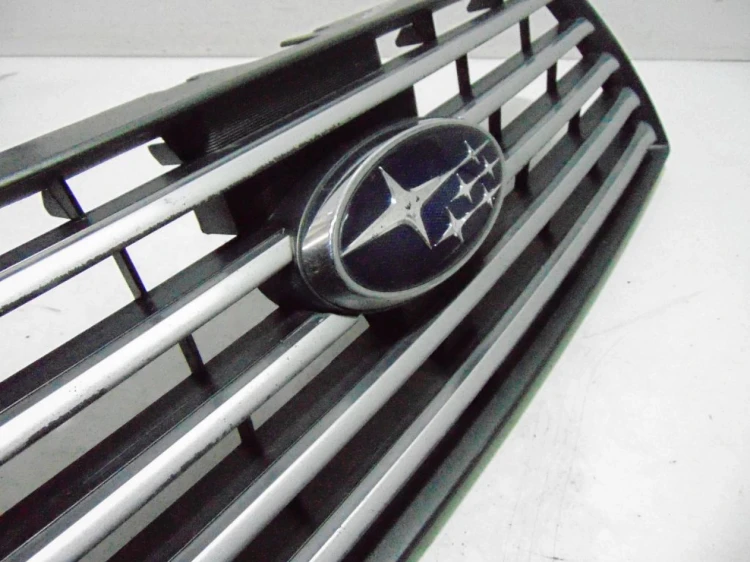 ATRAPA GRILL SUBARU FORESTER II (2002-2008)