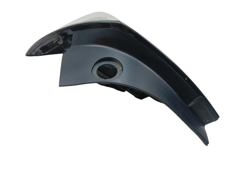 LAMPA PRAWY TYŁ OPEL ASTRA H (2004-2006) 1.6 16V 105KM 24451834