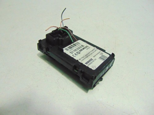 CZYTNIK KART RENAULT SCENIC II LIFT (2006-2009) 1.9 DCI 8200216724