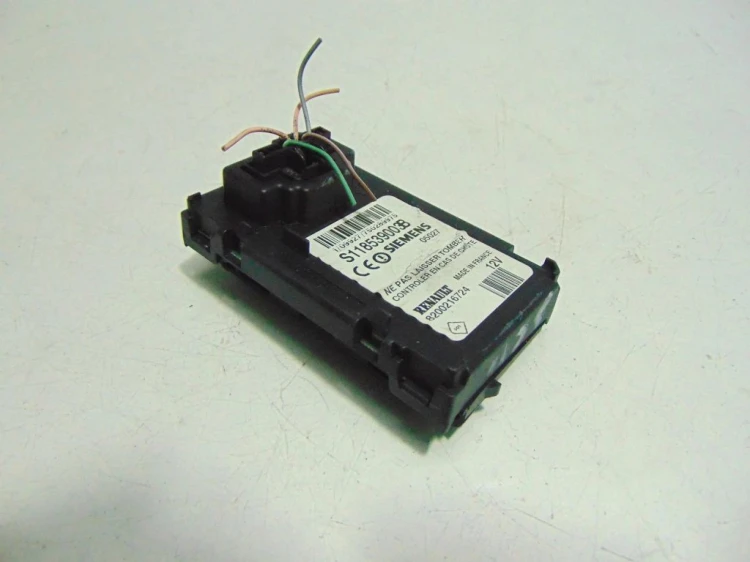 CZYTNIK KART RENAULT SCENIC II LIFT (2006-2009) 1.9 DCI 8200216724
