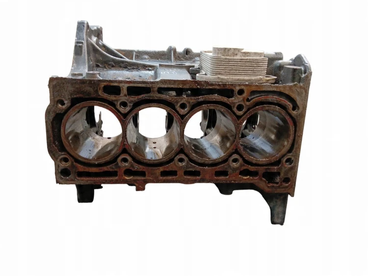 BLOK SILNIKA VOLKSWAGEN PASSAT B7 (2010-2014) 1.4 TSI 122KM 03C021