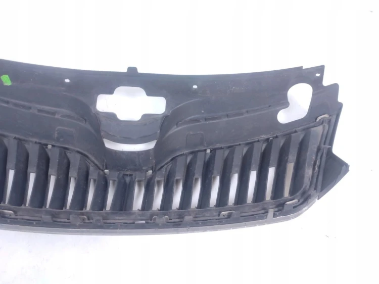ATRAPA GRILL SKODA RAPID (2012-2017) 1.6 TDI 105KM