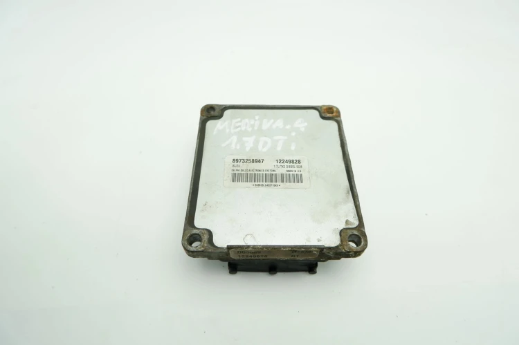 KOMPUTER STEROWNIK SILNIKA OPEL MERIVA A (2002-2010) 1.7 CDTI 12249828