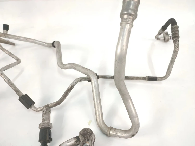 PRZEWODY KLIMATYZACJI SEAT TOLEDO IV (2012-2015) 1.6 TDI 105KM 6R2820743AF