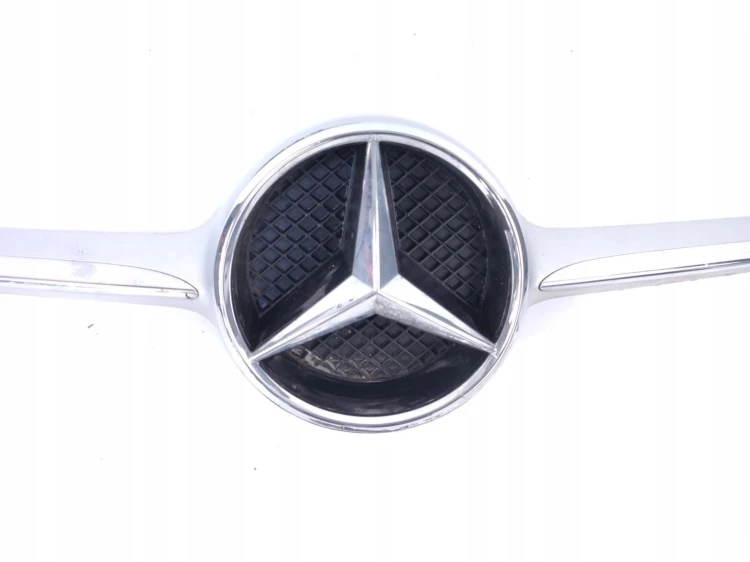ATRAPA GRILL MERCEDES C W205 (2015-2018) 2.2 CDI 170KM A2058880560
