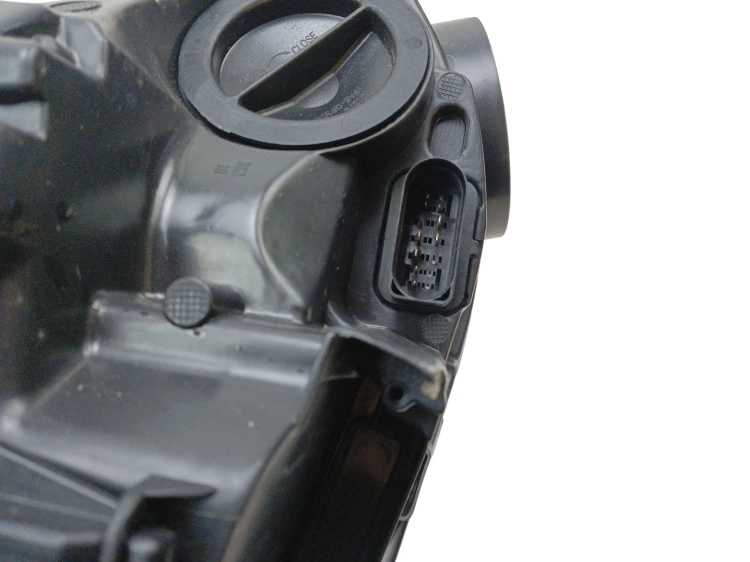 LAMPA LEWY PRZÓD FORD C-MAX MK2 (2010-2015) 1.6 TDCI 115KM