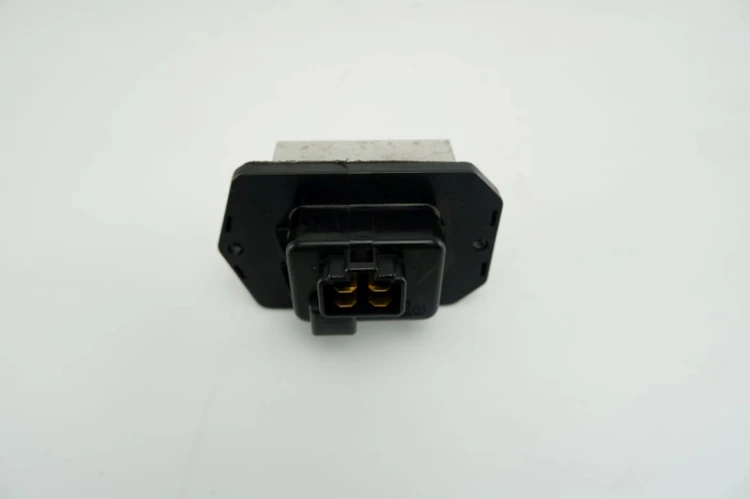 REZYSTOR DMUCHAWY SUZUKI LIANA 1.6 16V 077800-0760