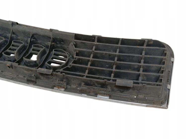 ATRAPA GRILL AUDI A4 B6 (2000-2006) 2.0 20V 130KM