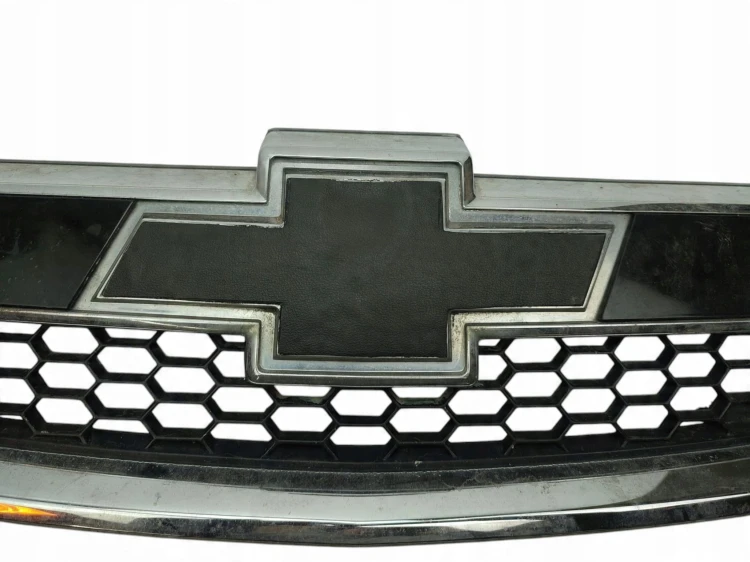 ATRAPA GRILL CHEVROLET CAPTIVA I (2006-2010) 2.0 VCDI 150KM