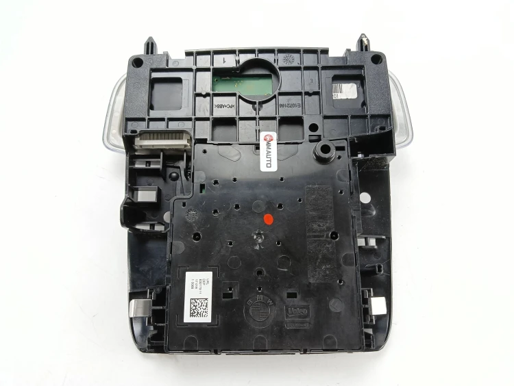 LAMPKA PODSUFITKI OŚWIETLENIE KABINY MINI CLUBMAN F54 E1072166