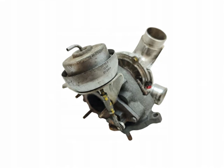 TURBOSPRĘŻARKA TOYOTA RAV4 III (2005-2008) 2.2 D4D 136KM 17201-26021