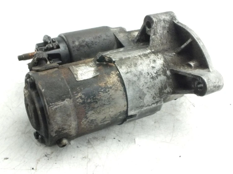 ROZRUSZNIK CITROEN C5 I (2001-2004) 2.0 16V M000T85381