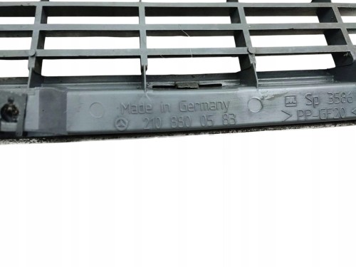 ATRAPA GRILL MERCEDES E W210 LIFT (1999-2002) 2.2 CDI 116KM A2108800583